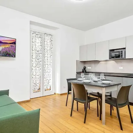 Apartment Yellove *